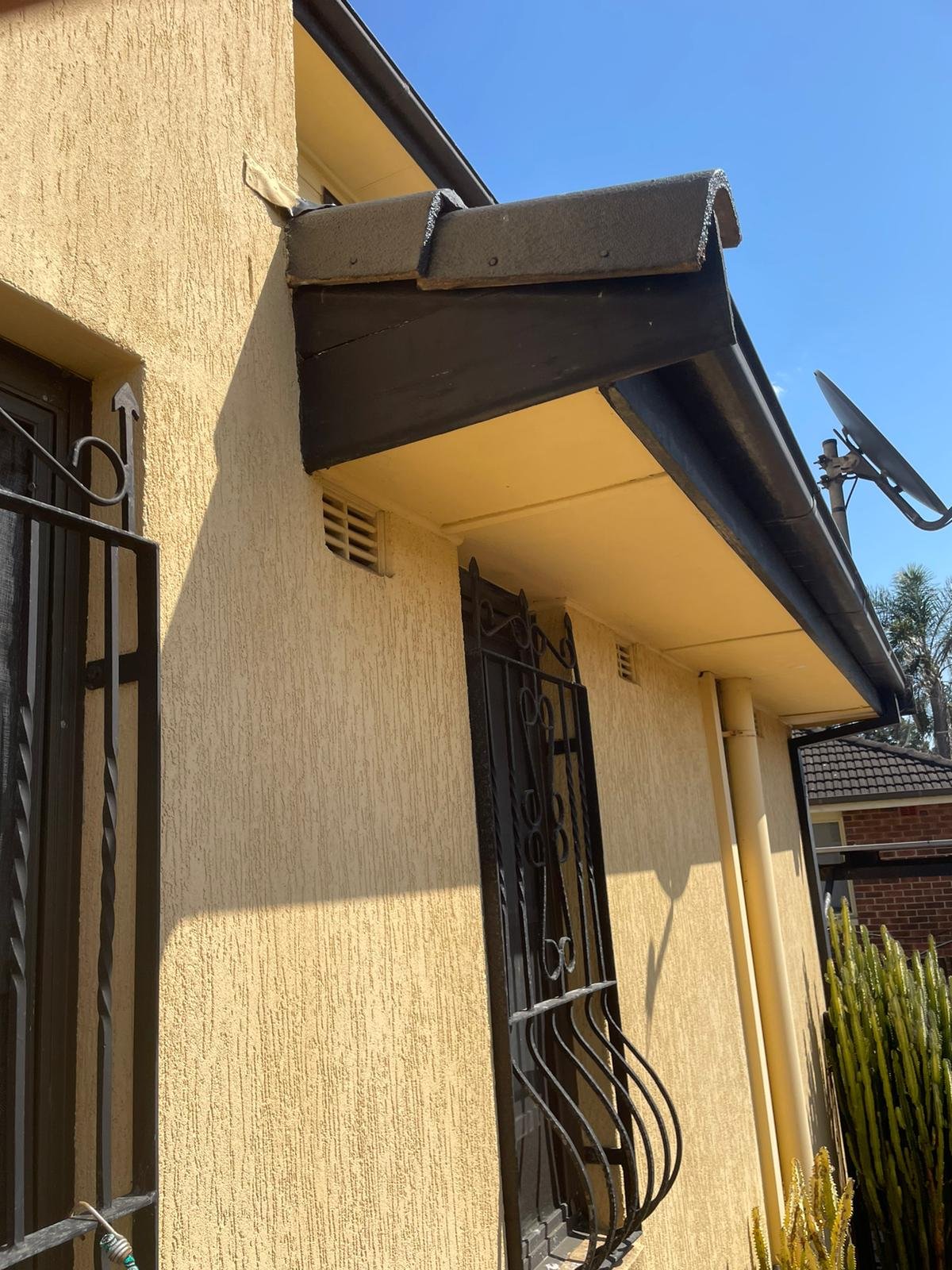 Asbestos Eaves removal Wollongong Asbestos Eaves removal Wollongong